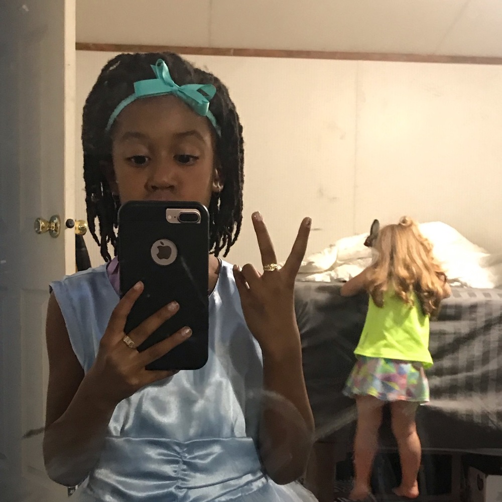 Meet your Posher, Za’riyah